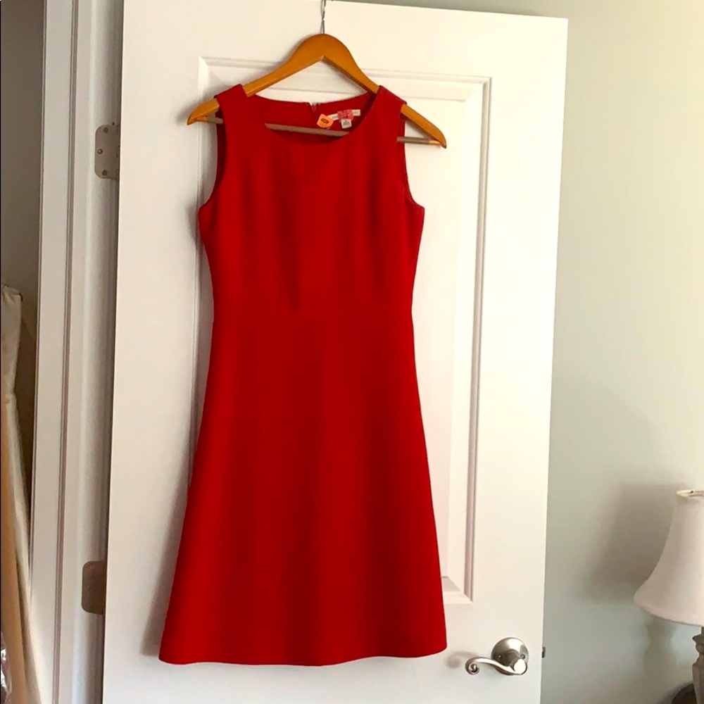 Classic hot red 👗